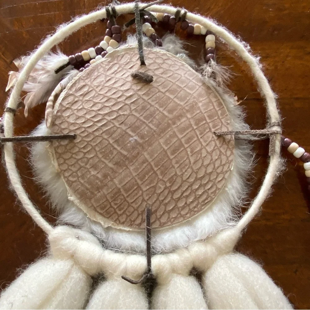 Vintage Native American Handmade Dreamcatcher‎ Fur Hide Feathers Wool Beads